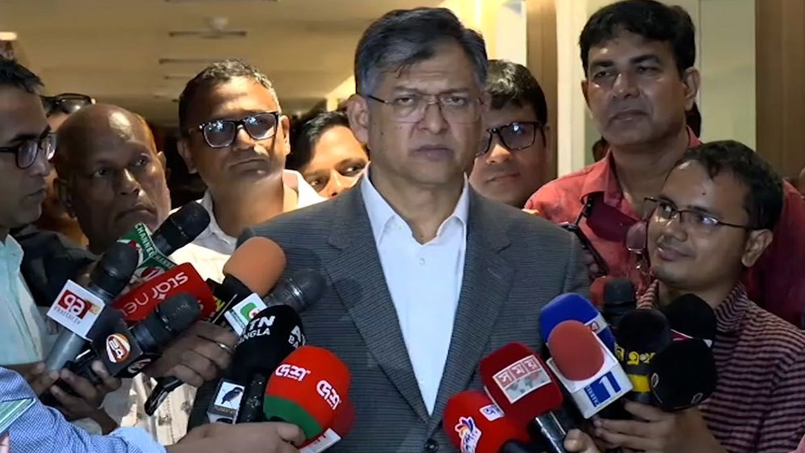 আল-কায়েদা নিয়ে জাতিসংঘের রিপোর্ট অনুমাননির্ভর, আমলে নিচ্ছি না: স্বরাষ্ট্রমন্ত্রী