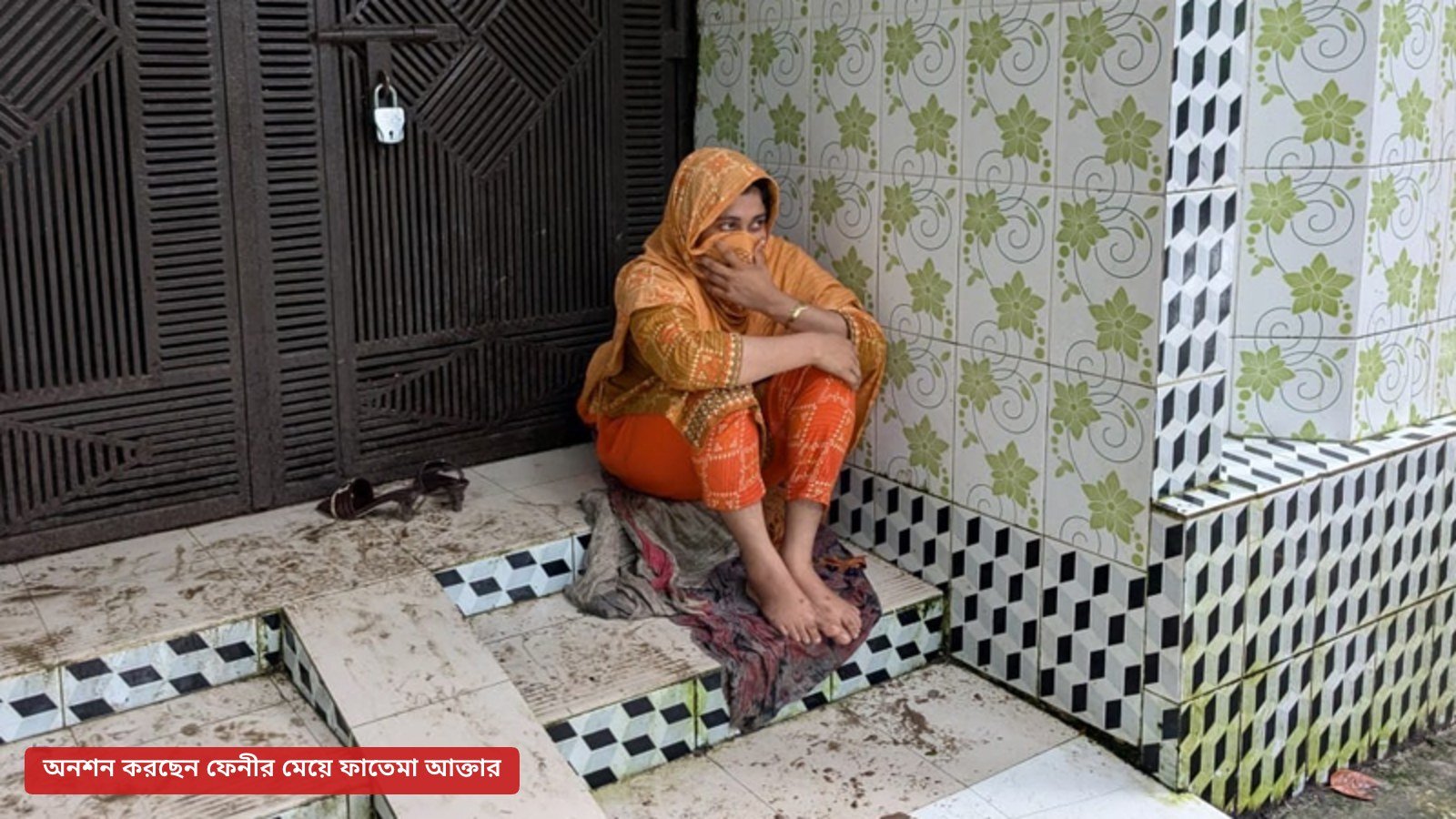 বিয়ের দাবিতে প্রেমিকের বাড়িতে তরুণীর অবস্থান, এলাকায় চাঞ্চল্য
