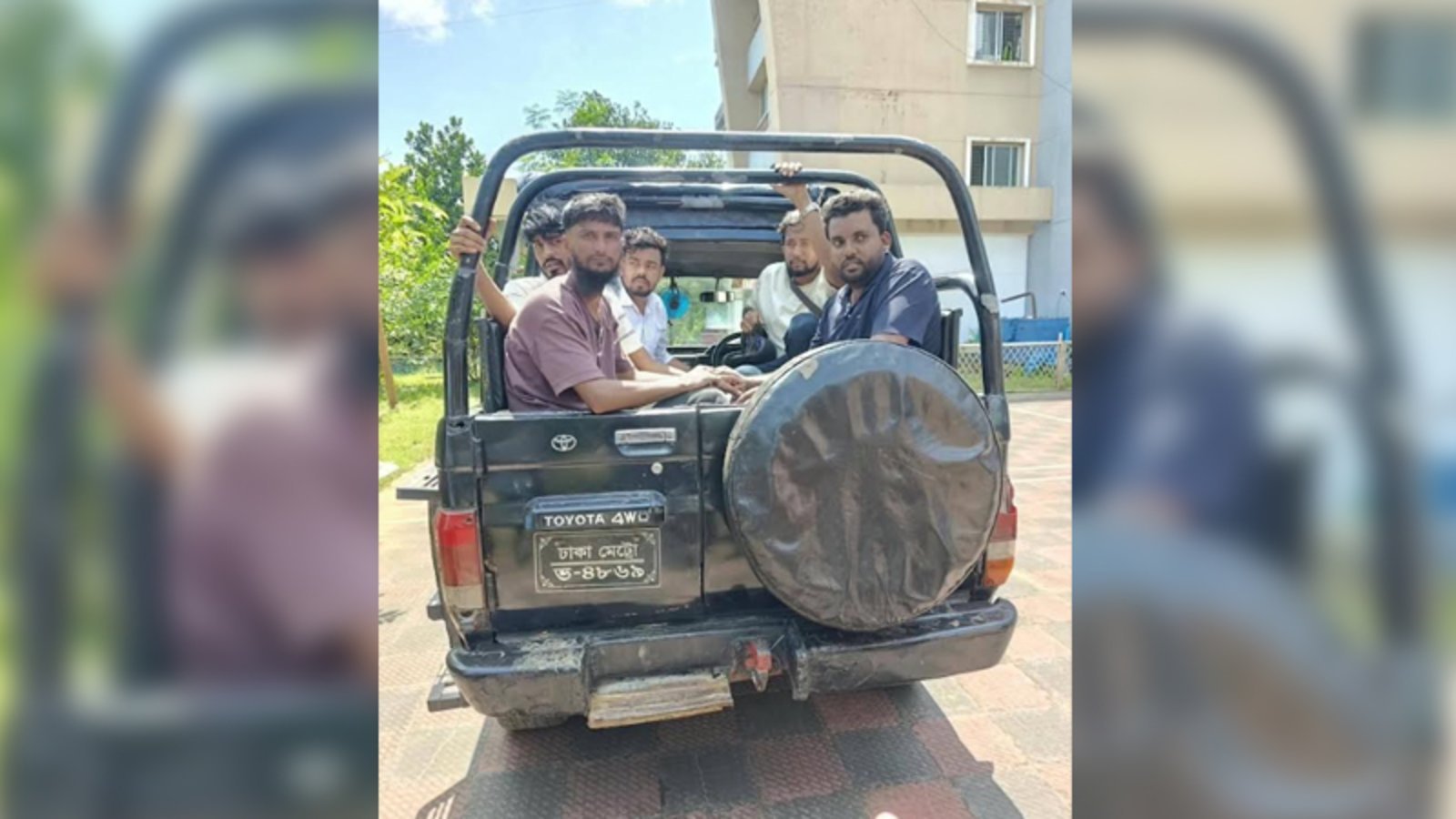 সাজেক যাওয়ার পথে জিপে ‘জয় বাংলা’ স্লোগান, গ্রেপ্তার ছাত্রলীগের ৬ নেতাকর্মী