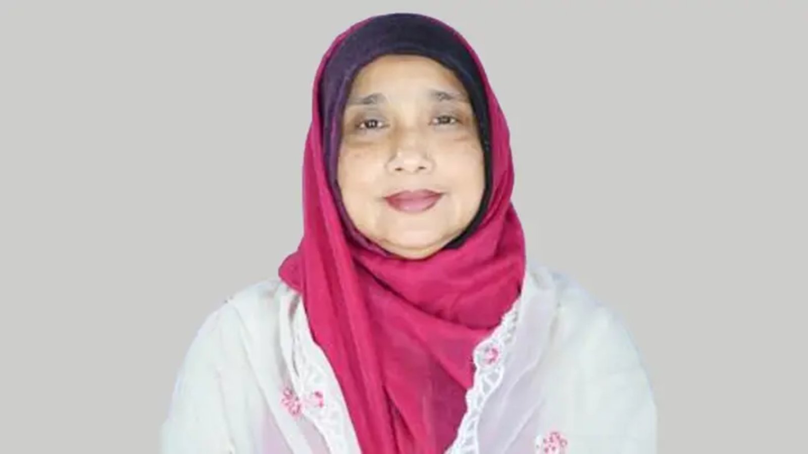 রাড্ডা-কাণ্ডের পর এমপি মিষ্টিকে দল ও সংসদ ছাড়ার নির্দেশ